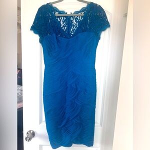 Adrianna Papell blue cocktail dress 👗